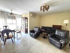 Salon propiedad Diaz Ambrona